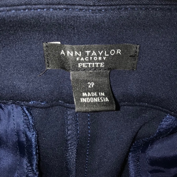 Ann Taylor “The Straight Pant” dark blue - Picture 5 of 7